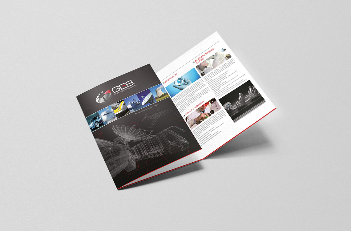 Plaquette de présentation multilingue (français, anglais et arabe) sous forme de dépliant 3 volets