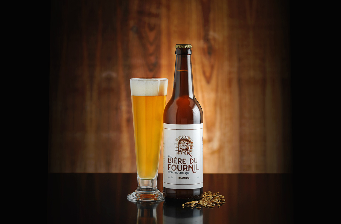Etiquette de la bière du fournil, 1ère bière brassée par un boulanger